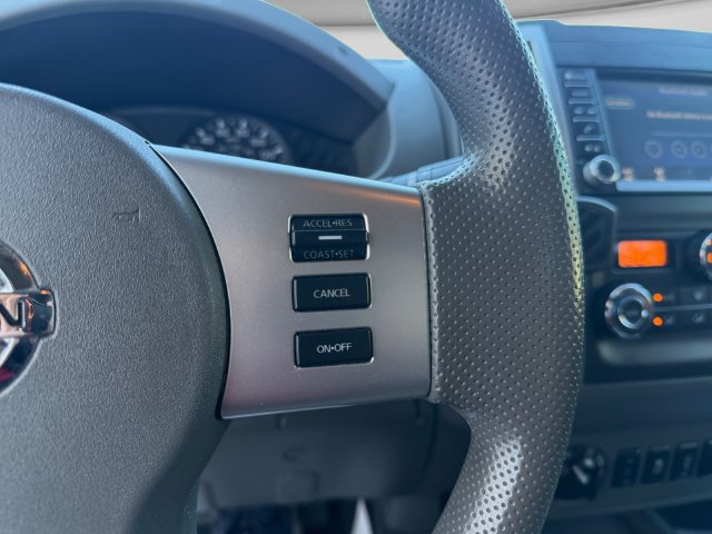 Used 2021 Nissan Frontier SV w/ Midnight Edition Floor Mats AWD/4WD image 15