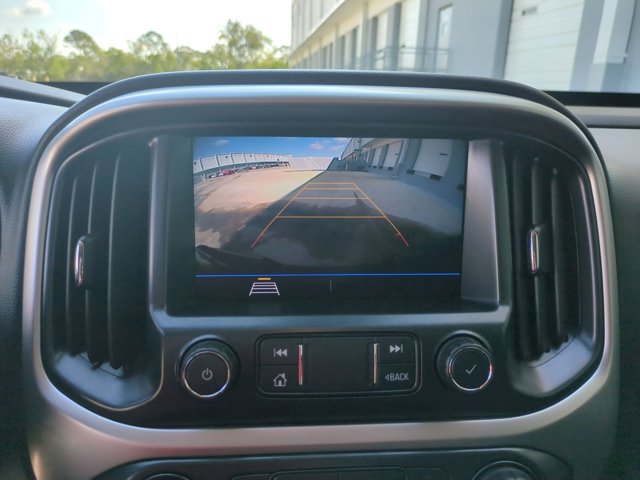 Used 2021 Chevrolet Colorado LT w/ Safety Package RWD image 13