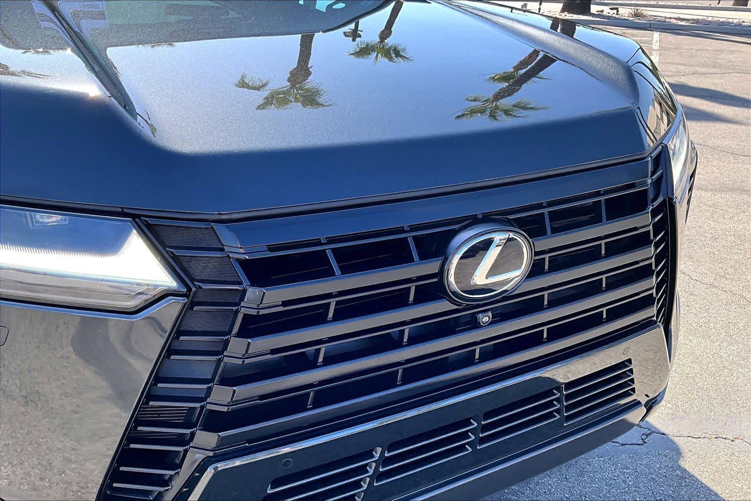 Used 2024 Lexus GX 550 w/ Accessory Package (Z1) AWD/4WD image 28