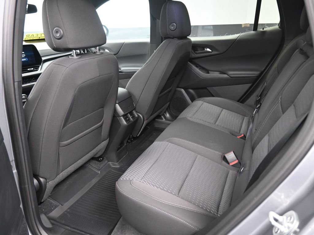New 2026 Chevrolet Equinox LT w/ LPO, Floor Liner Package image 13