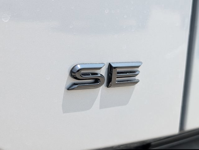 New 2026 Toyota C-HR AWD/4WD image 7