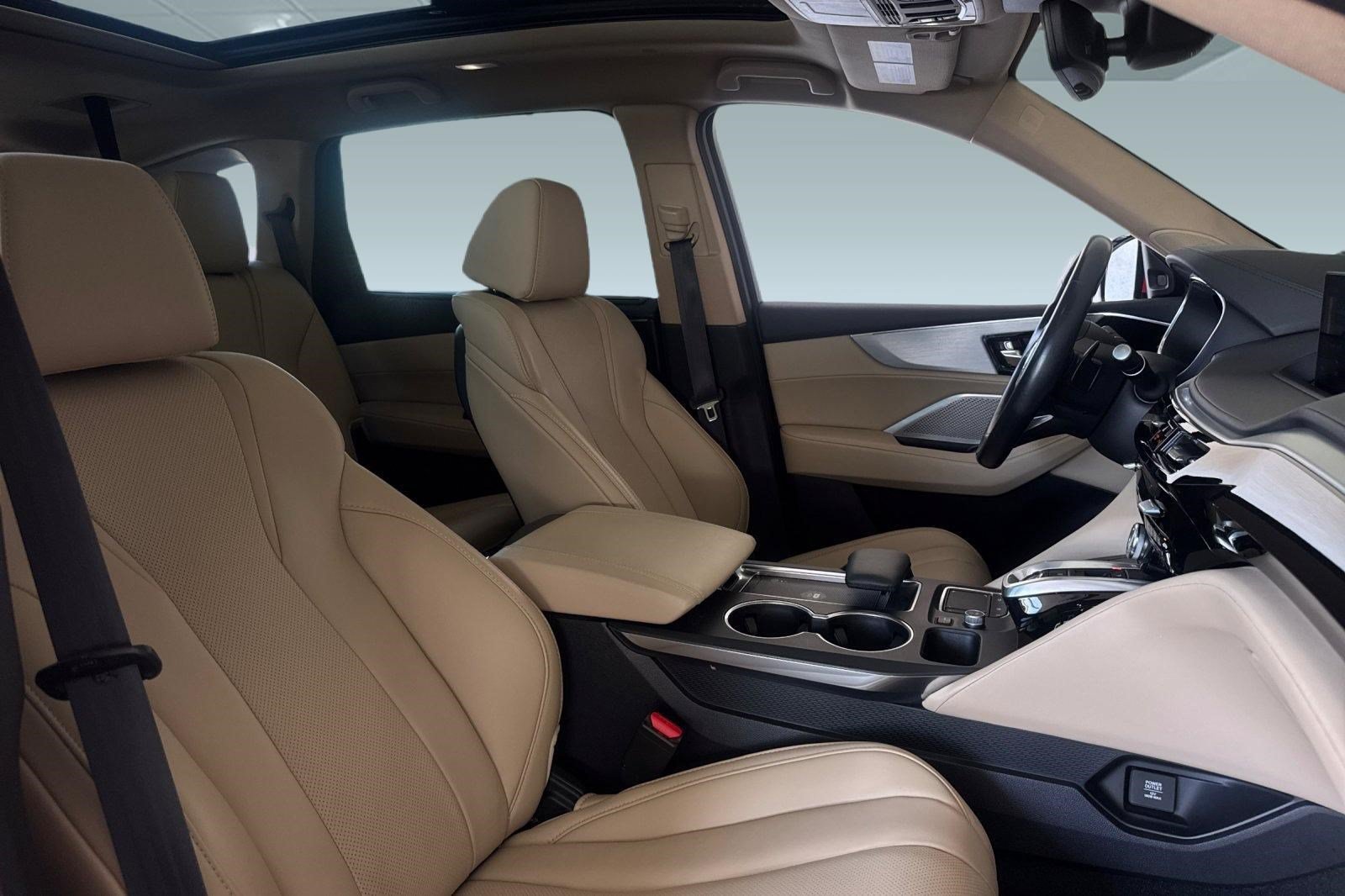 Used 2023 Acura MDX SH-AWD w/ Technology Package image 31