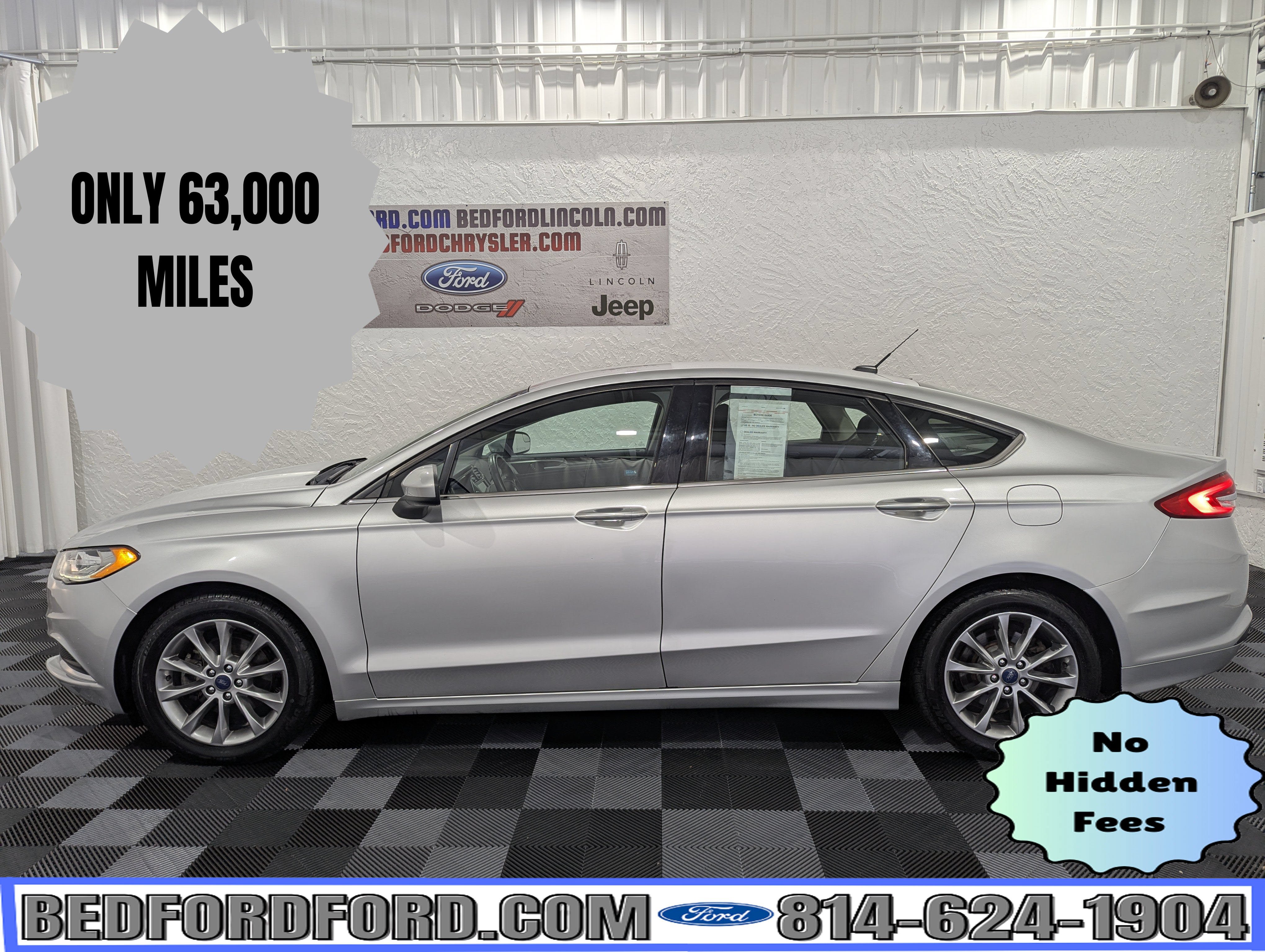 Used 2017 Ford Fusion SE w/ Fusion SE Technology Package FWD image 1
