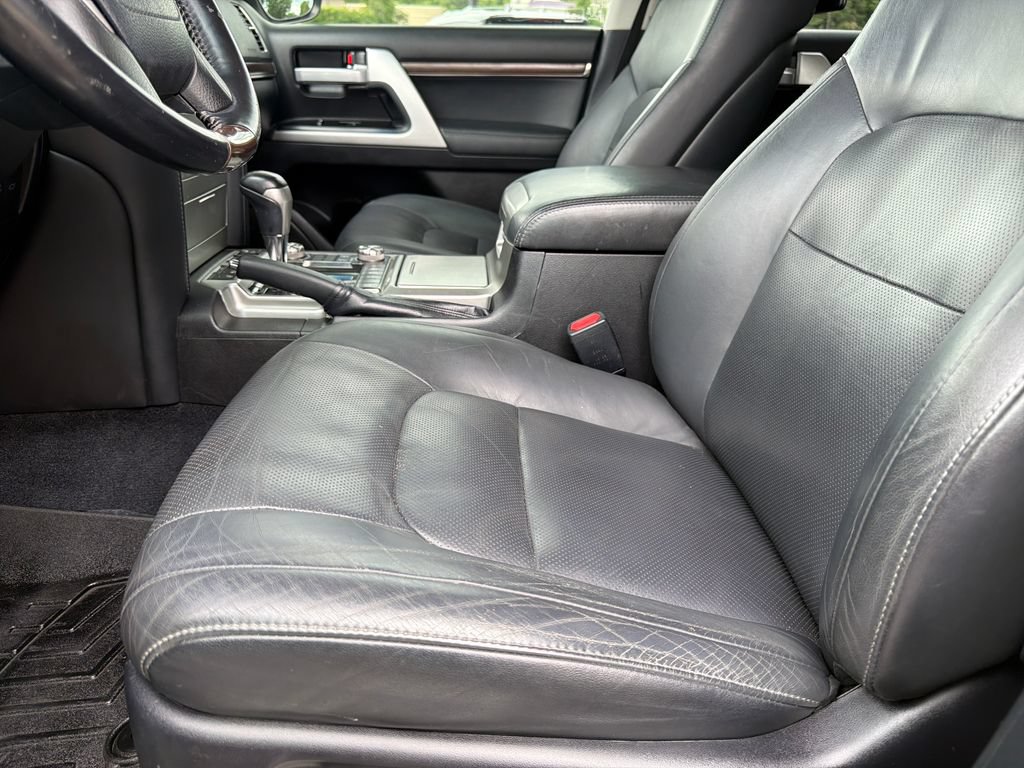 Used 2018 Toyota Land Cruiser AWD/4WD image 19