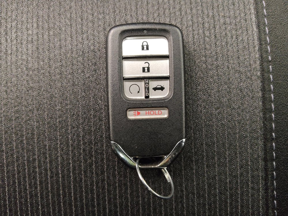 Used 2020 Honda Accord EX image 32
