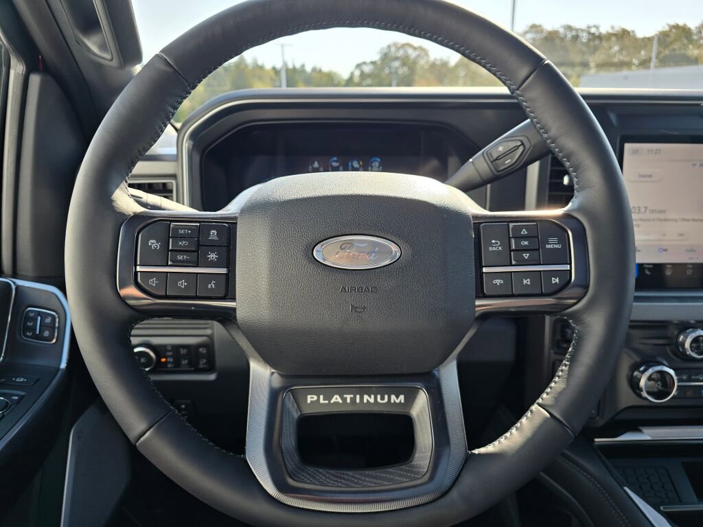Used 2025 Ford F350 Platinum image 34