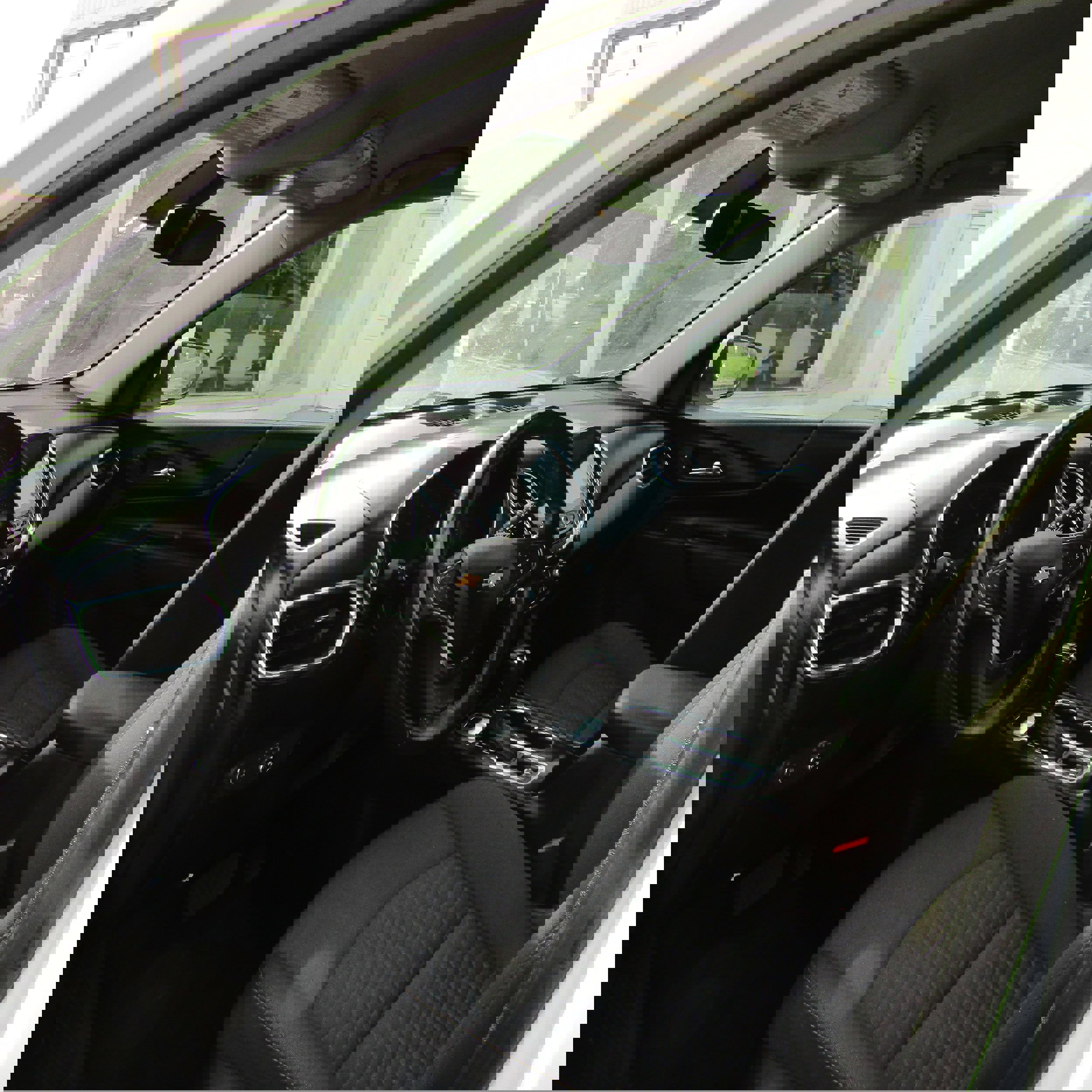 Used 2019 Chevrolet Equinox LT image 17