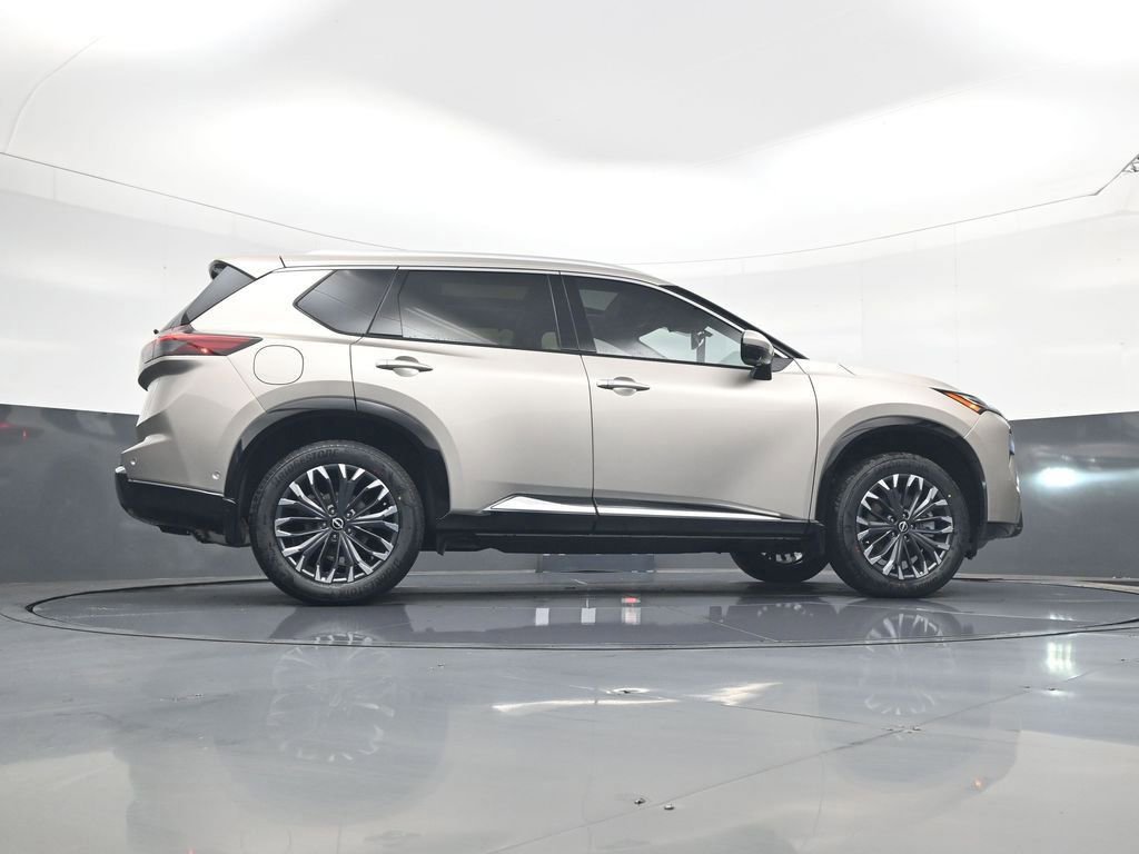 New 2026 Nissan Rogue Platinum w/ Platinum Premium Package image 14
