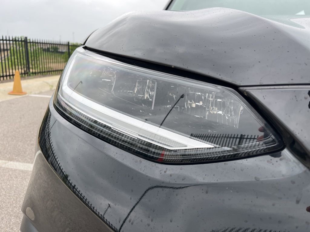 Certified 2024 Honda HR-V LX image 13