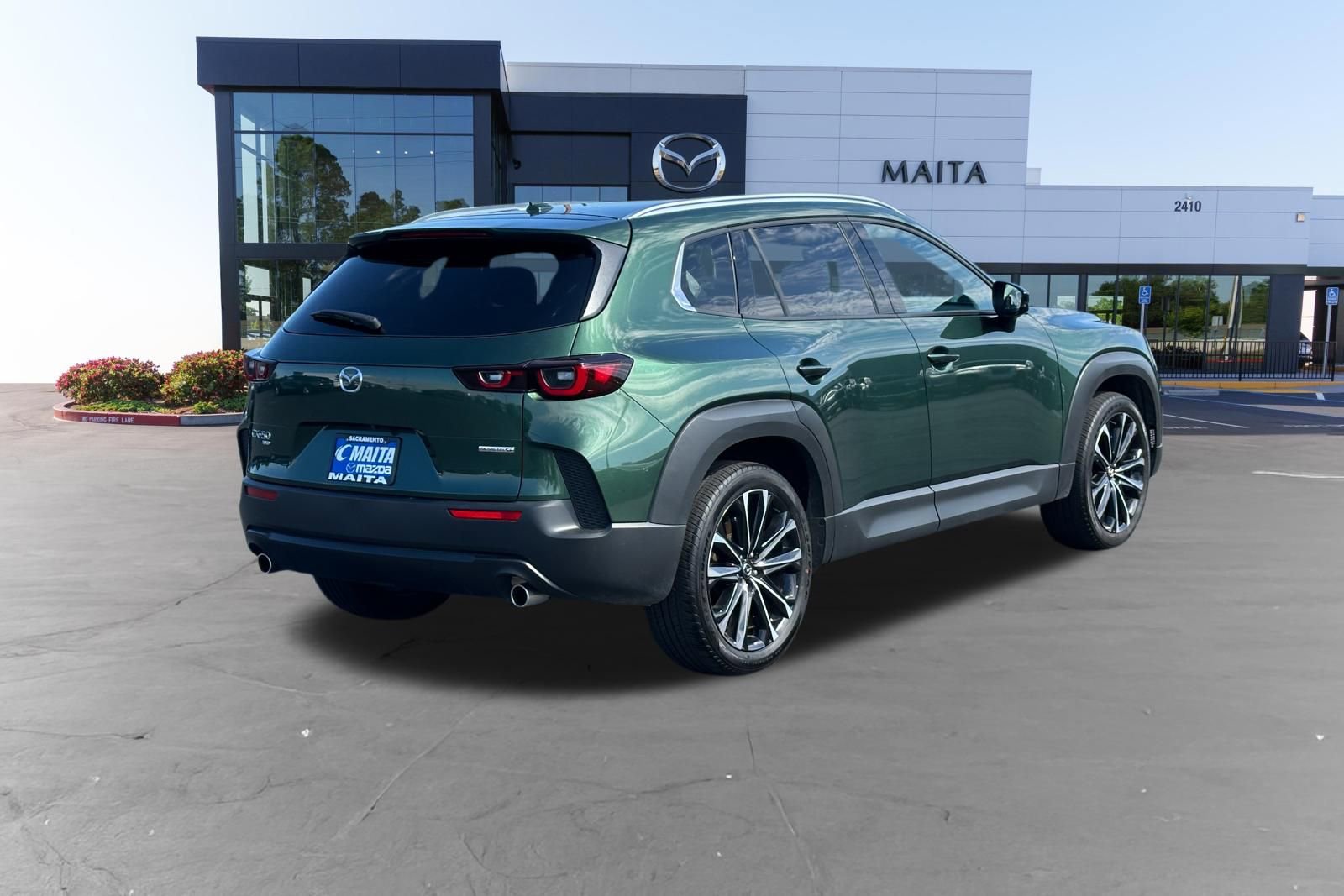 Used 2025 MAZDA CX-50 AWD 2.5 S w/ Premium Plus Pkg image 3