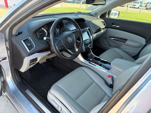 Used 2016 Acura TLX FWD image 12