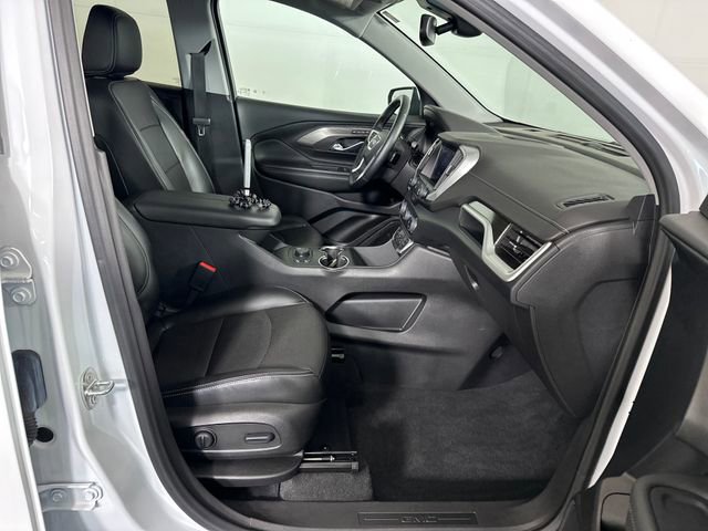 Used 2023 GMC Terrain SLT w/ Infotainment Package II image 28