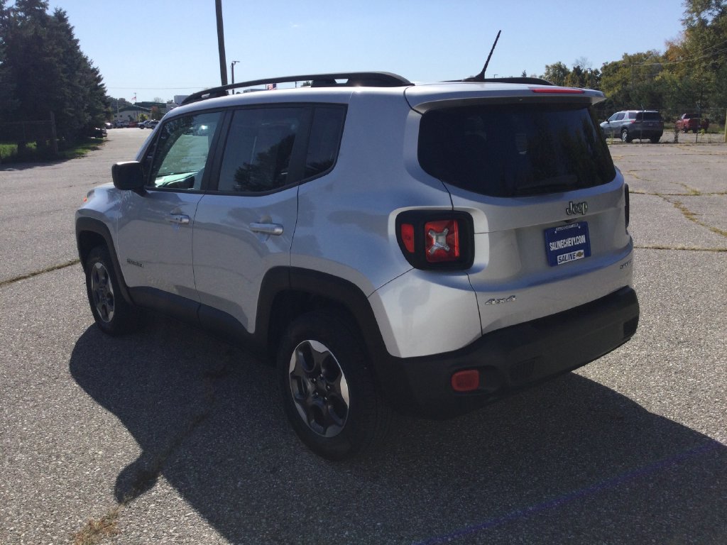 Used 2016 Jeep Renegade Sport w/ Power & Air Group AWD/4WD image 5