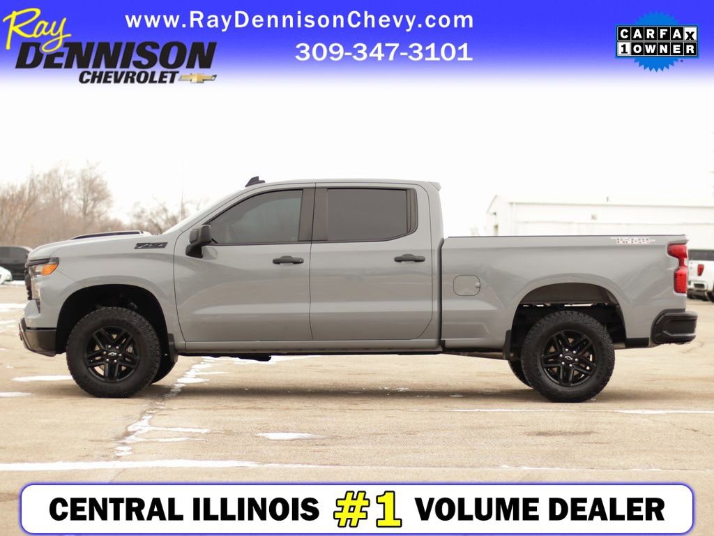 Used 2024 Chevrolet Silverado 1500 Custom Trail Boss w/ LPO, Dark Essentials Package image 4