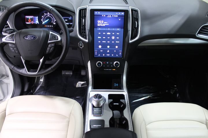 Used 2024 Ford Edge SEL w/ Cargo Accessory Package AWD/4WD image 2