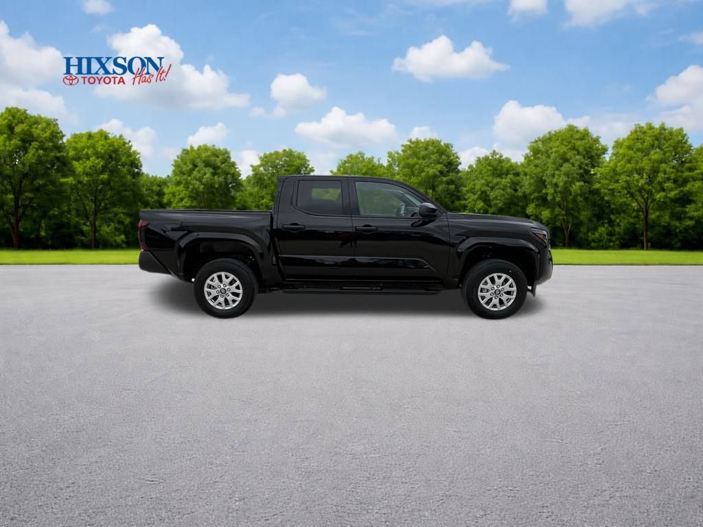 Used 2025 Toyota Tacoma SR image 8