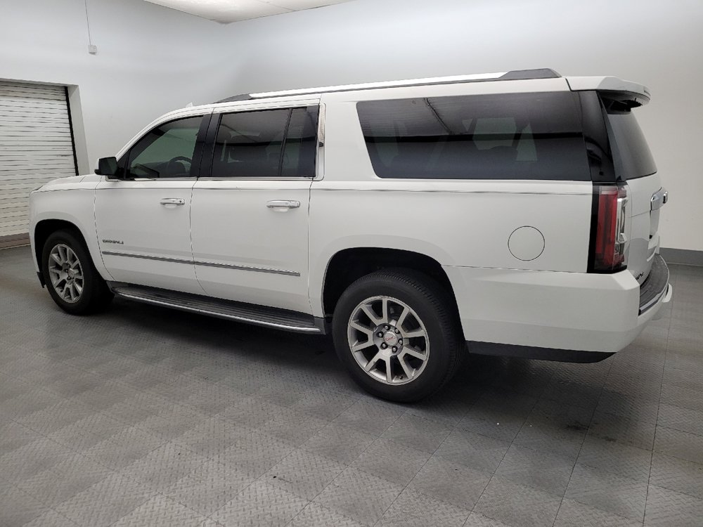 Used 2015 GMC Yukon XL Denali w/ Open Road Package RWD image 3