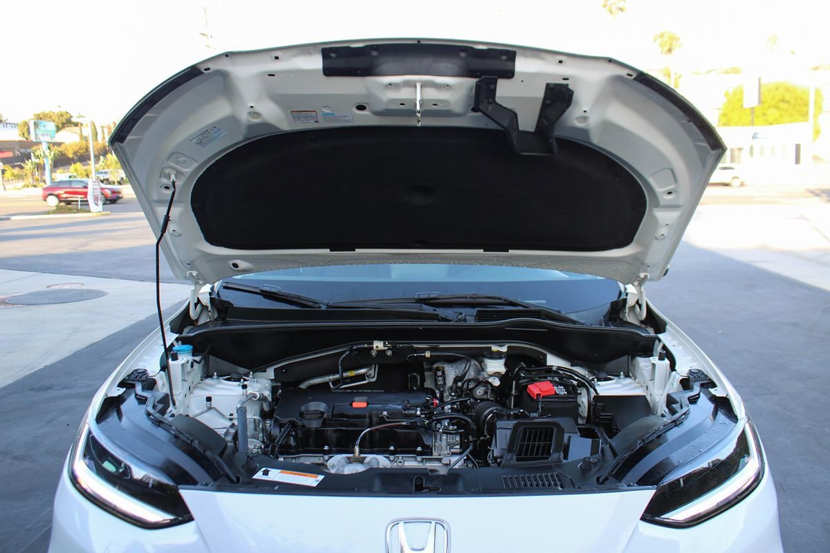 Used 2023 Honda HR-V LX image 12