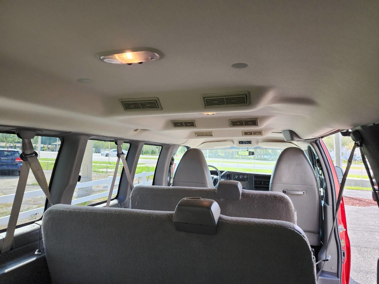 Used 2014 Chevrolet Express 3500 LS image 37