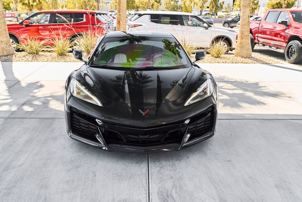Used 2023 Chevrolet Corvette Z06 RWD image 8