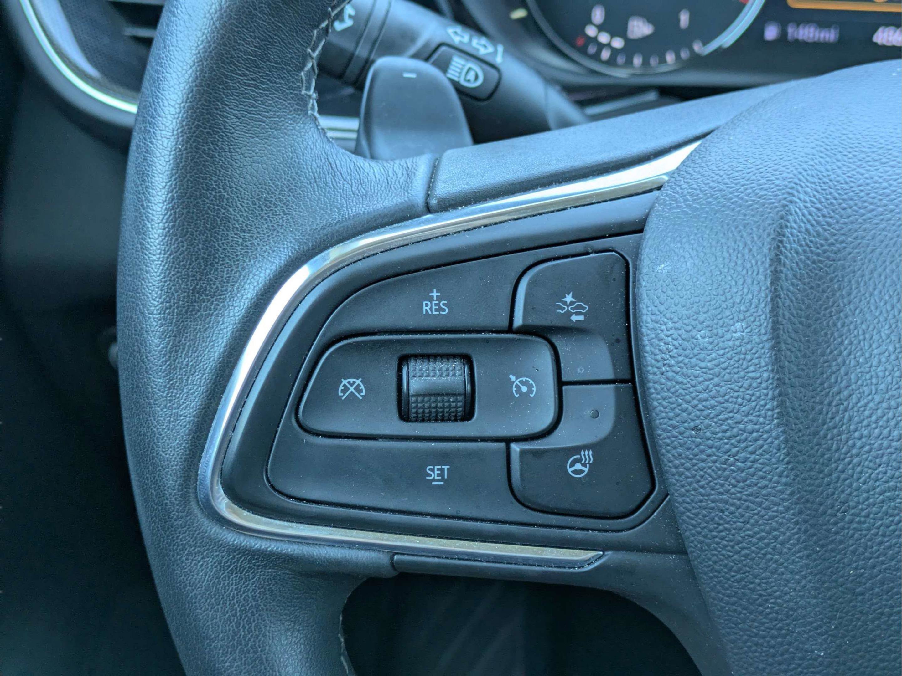 Used 2021 Buick Envision Essence w/ Technology Package I FWD image 26