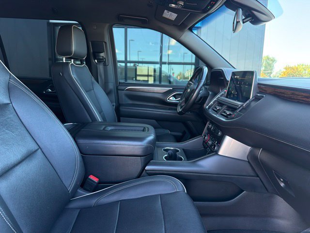 Used 2022 Chevrolet Suburban Premier AWD/4WD image 12