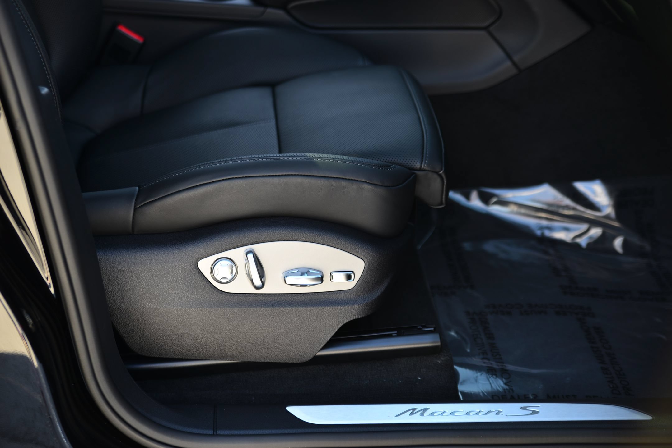 New 2026 Porsche Macan S AWD/4WD image 22