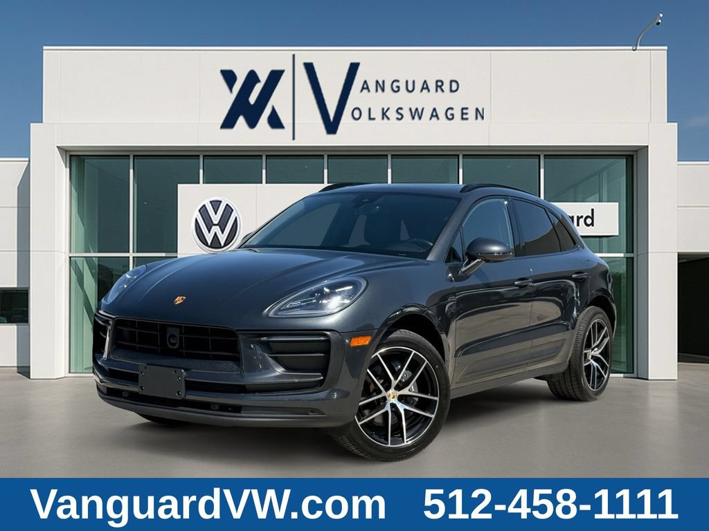 Used 2023 Porsche Macan AWD/4WD image 1