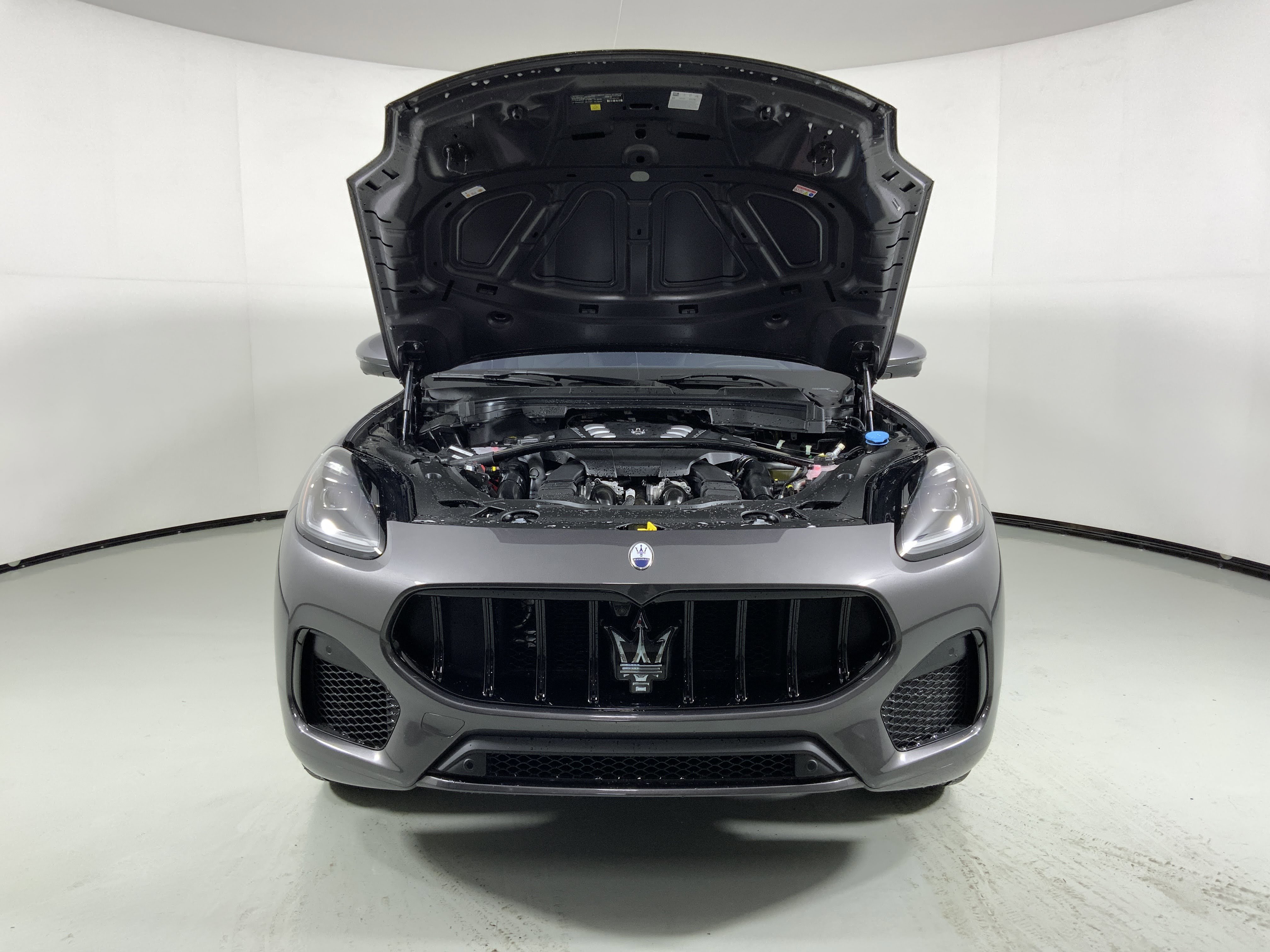 New 2026 Maserati Grecale Modena image 6