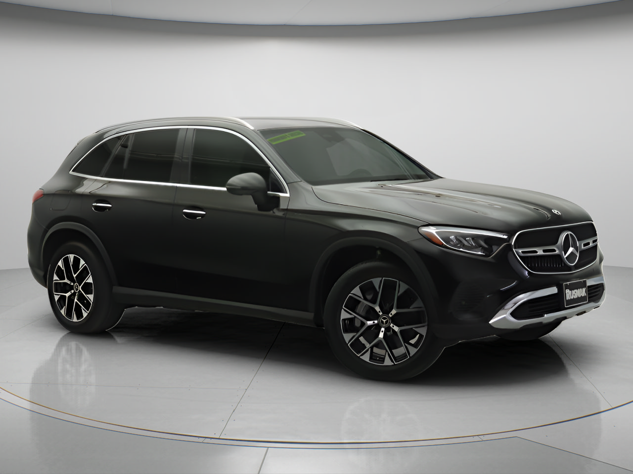 Used 2025 Mercedes-Benz GLC 350e 4MATIC image 32