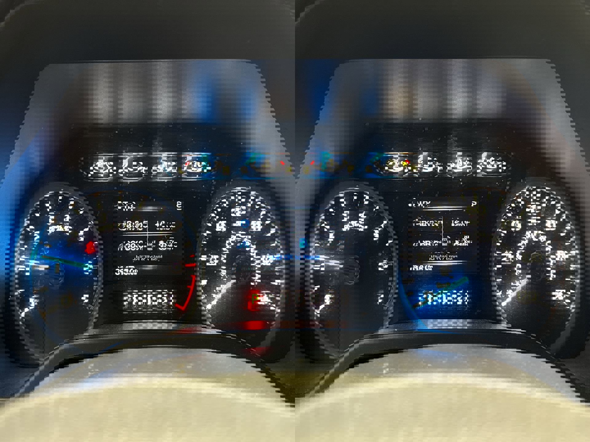 Used 2017 Ford F150 XLT w/ Equipment Group 301A Mid AWD/4WD image 9