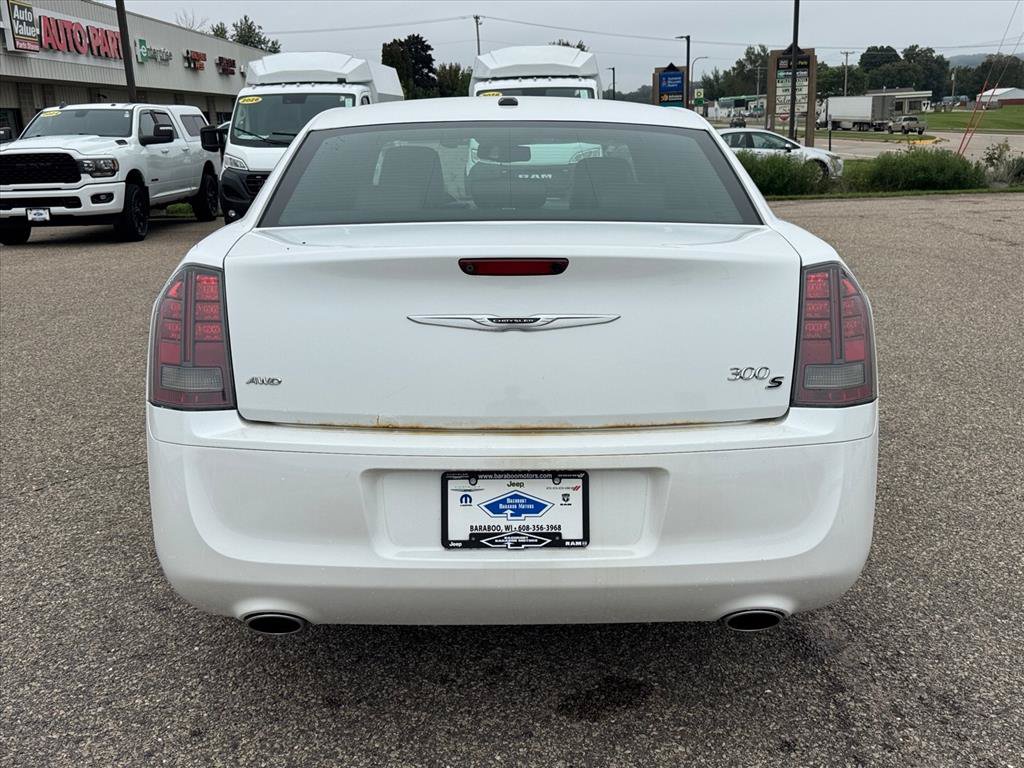 Used 2014 Chrysler 300 S AWD/4WD image 3
