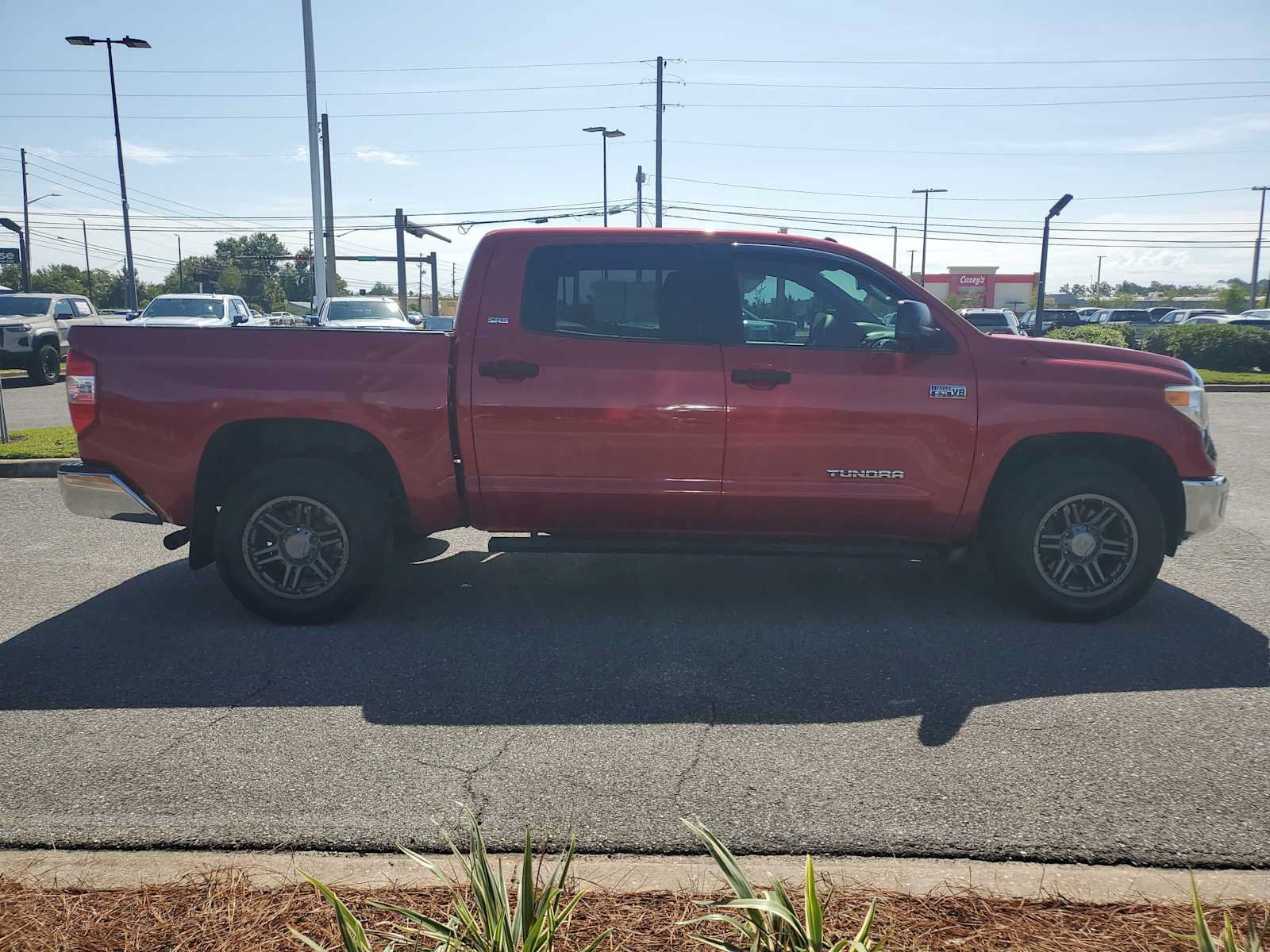 Used 2016 Toyota Tundra SR5 w/ SR5 Upgrade Package RWD image 7
