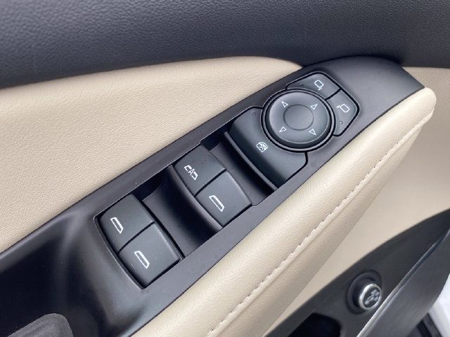 Used 2019 Buick Enclave Essence w/ Trailering Package, 5000 lbs. FWD image 18