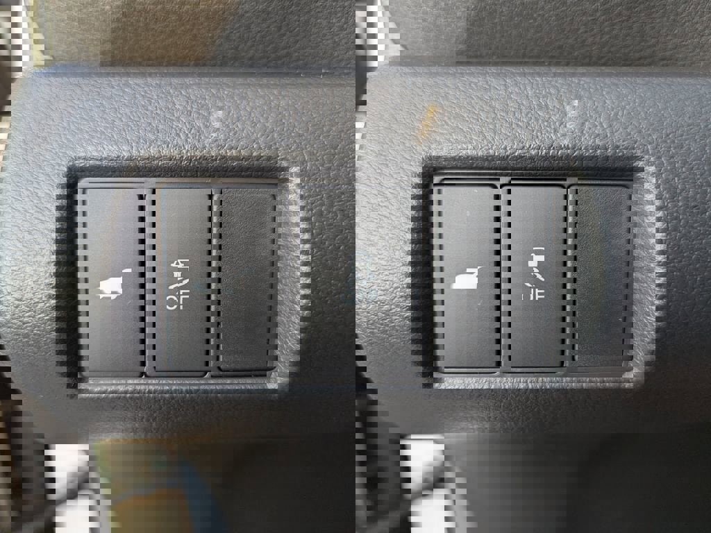 Used 2025 Honda Pilot Touring image 27