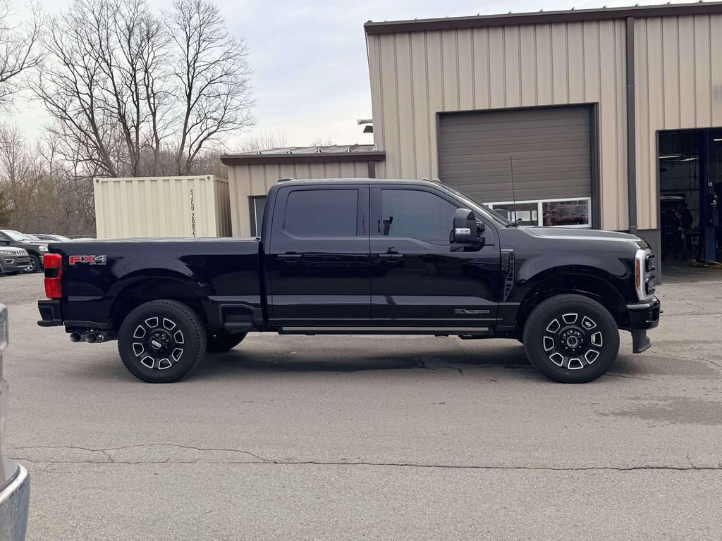 Used 2025 Ford F250 Platinum AWD/4WD image 8