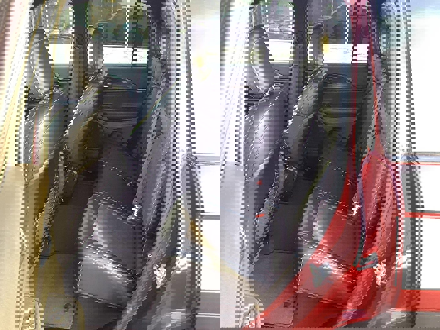 Certified 2024 Jeep Grand Cherokee Altitude image 9