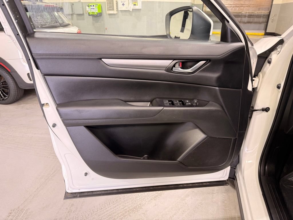 Used 2021 MAZDA CX-5 Touring AWD/4WD image 10