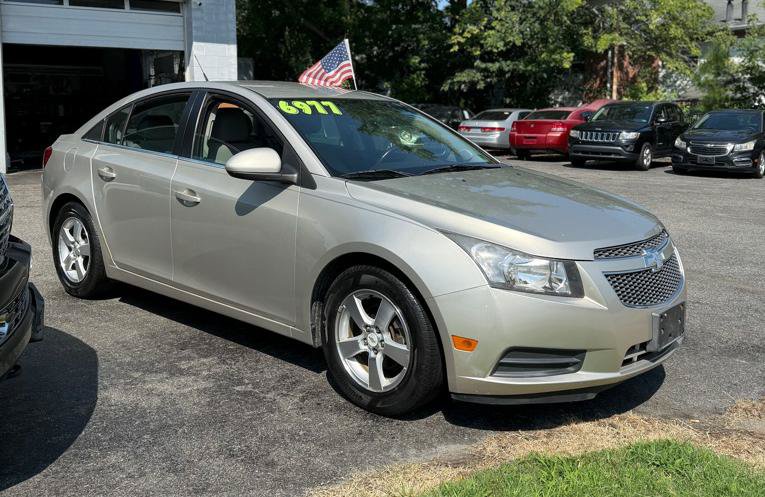 Used 2014 Chevrolet Cruze LT FWD image 10