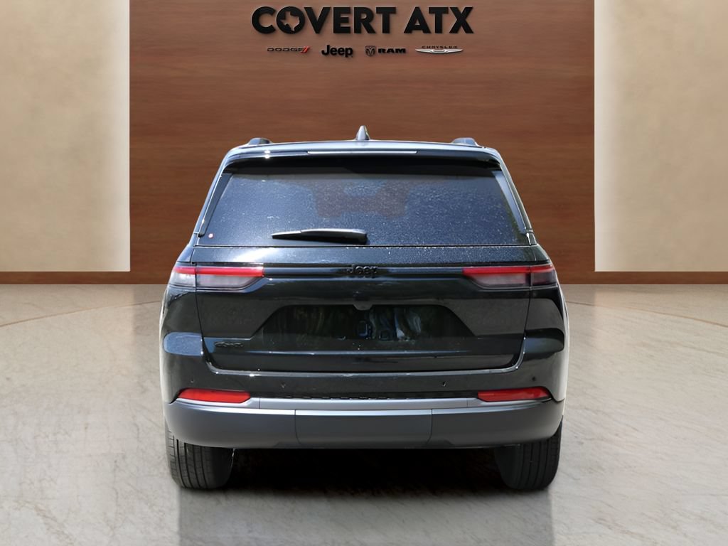 New 2027 Jeep Grand Cherokee Altitude AWD/4WD image 4