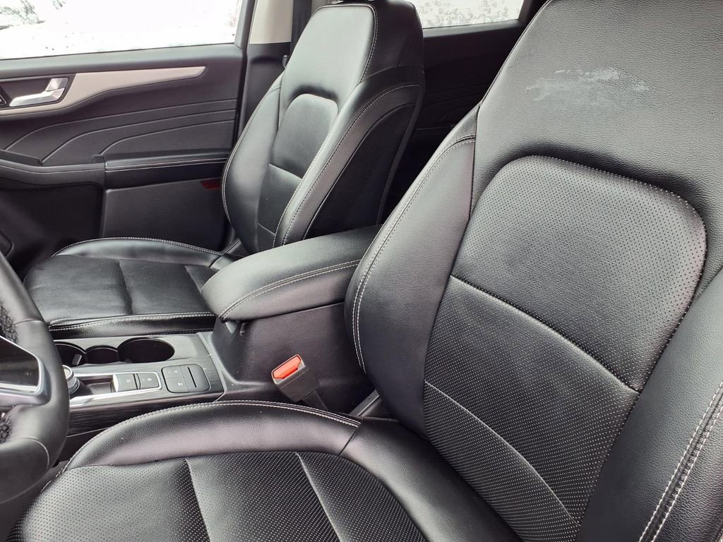 Used 2022 Ford Escape SEL image 3