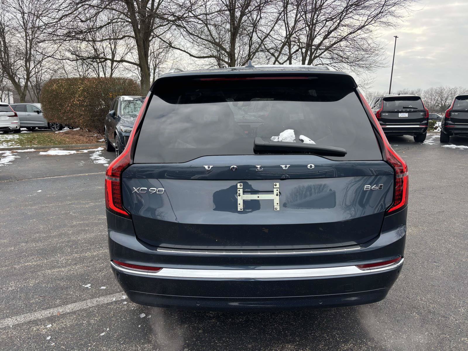 Certified 2026 Volvo XC90 B6 Plus w/ Protection Package Premier AWD/4WD image 6