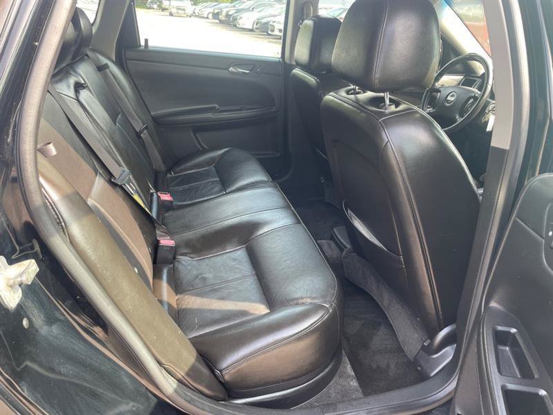 Used 2008 Chevrolet Impala SS w/ Convenience Package FWD image 12