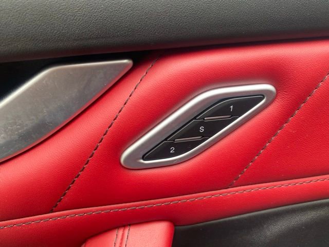 Used 2019 Maserati Levante GTS image 20