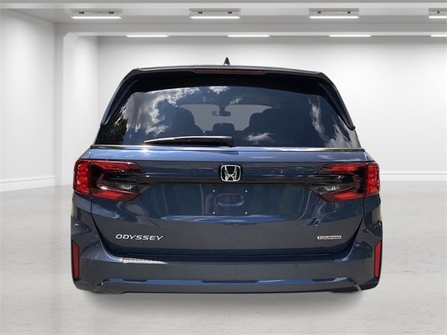New 2026 Honda Odyssey Touring image 3