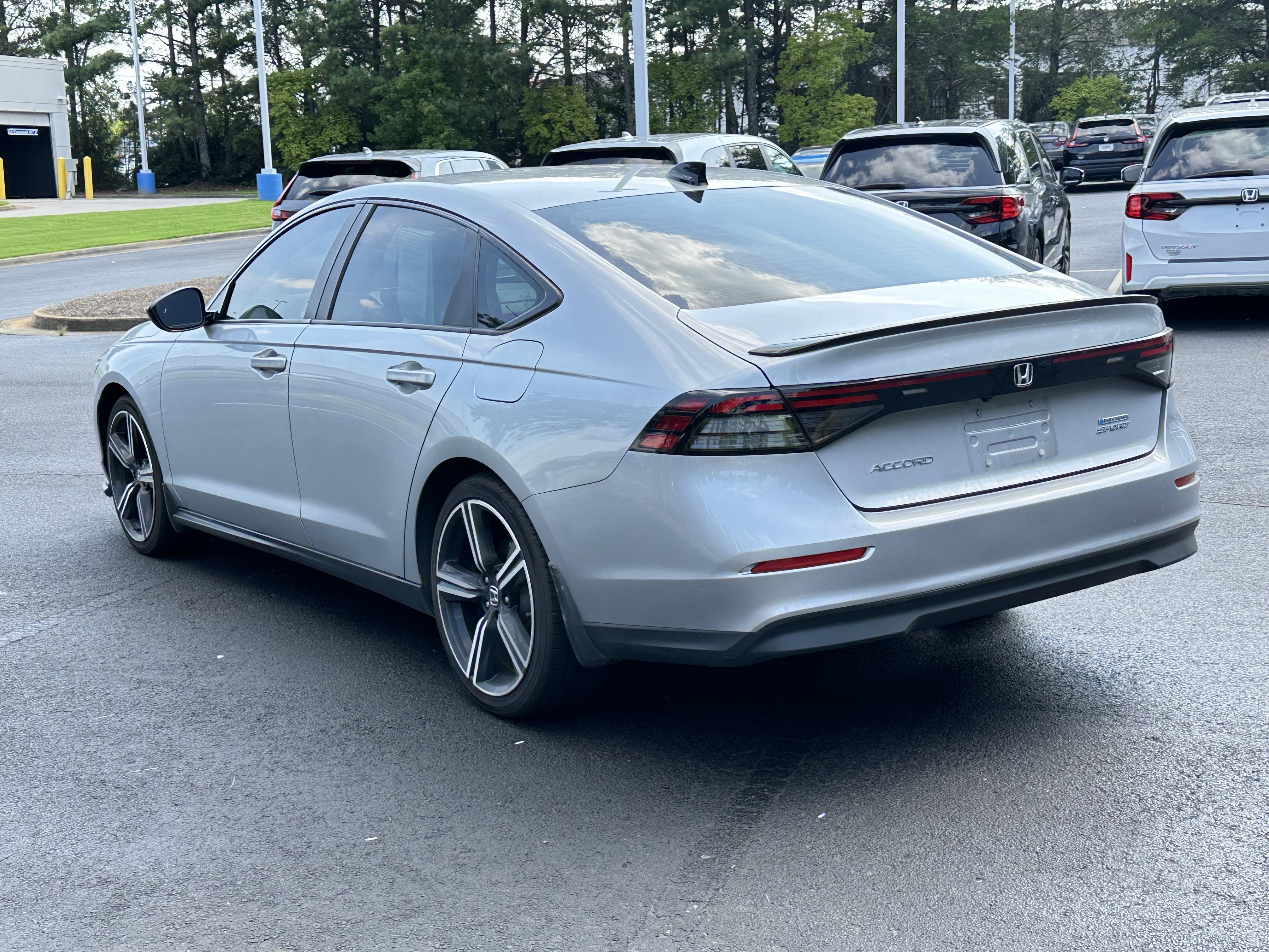 Used 2024 Honda Accord Sport image 11
