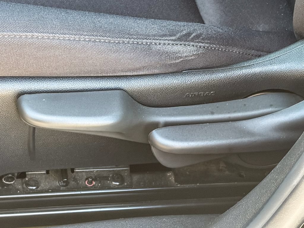 Used 2022 Chevrolet Malibu LS FWD image 51