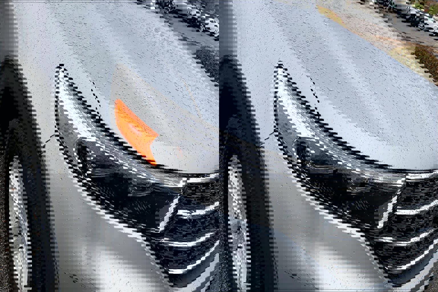 Used 2023 Ford Explorer XLT image 27