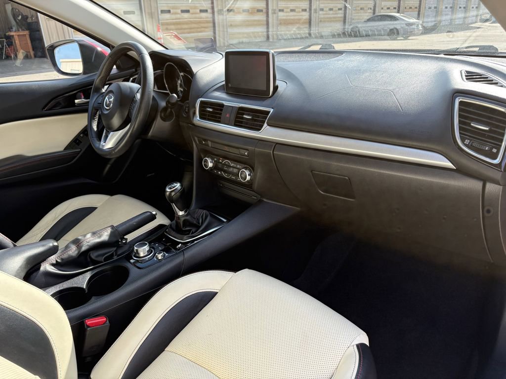 Used 2016 MAZDA MAZDA3 s Grand Touring image 27