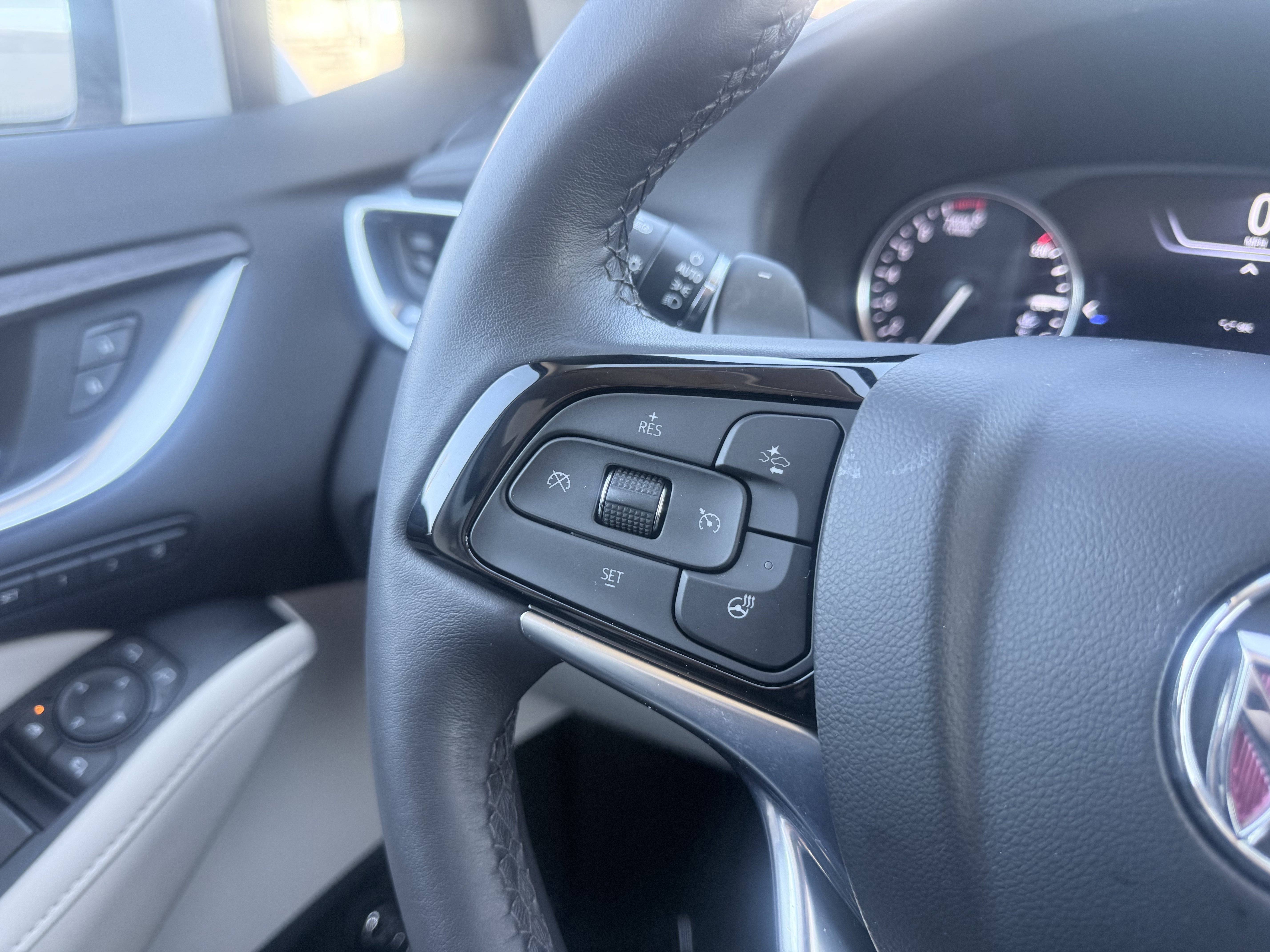 Used 2024 Buick Enclave Avenir w/ LPO, Hit The Road Package image 79